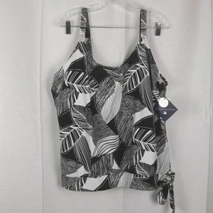 NWT Freshwater Black & White Leaf Tankini Top